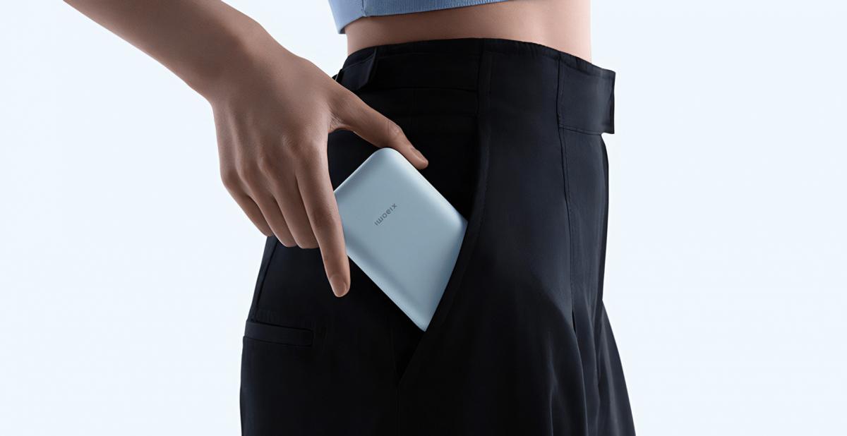 В продаже поступил новый карманный пауэрбанк Xiaomi на 10 000 мАч / фото Xiaomi В продаже поступил новый карманный пауэрбанк Xiaomi на 10 000 мАч / фото Xiaomi