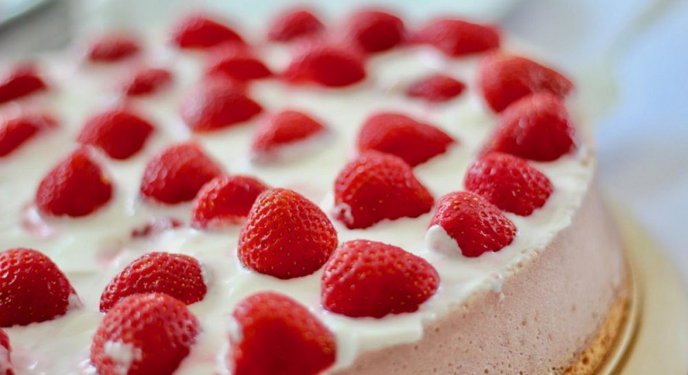 Йогуртовый торт: мега-рецепт с пошаговым фото