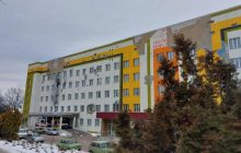 В Украине к 11 годам тюрьмы приговорили двух военных РФ за обстрел больницы Тростянца