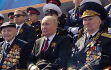 Рядом с Путиным на параде сидели не ветераны войны, а экс-представители НКВД и КГБ