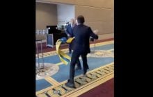 Нардеп ударил российского депутата за флаг Украины: всплыли подробности драки (видео)