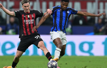 Інтер впевнено переміг Мілан у першому матчі 1/2 фіналу Ліги чемпіонів (відео)