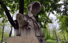 В окупованому Маріуполі знищили монумент Леніна, встановлений росіянами (відео)