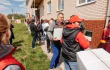 Жители приюта на Киевщине получили помощь от Кока-Колы и Общества Красного Креста Украины