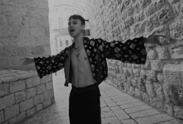 Артем Пивоваров с Quest Pistols покорил красивой песней о любви (видео)