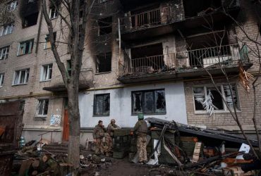 РФ стягує техніку: полковник спрогнозував долю Бахмута найближчим часом