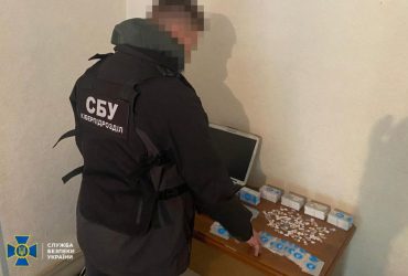 Викрито потужну мережу ботоферм: як шкодила Україні (фото)