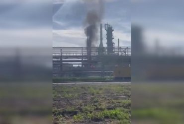 Вдруге за дві доби: знову палав російський НПЗ на Кубані (відео)