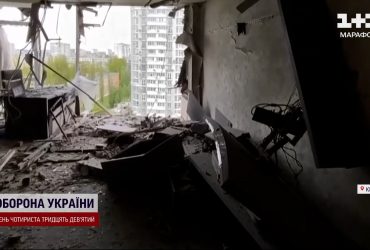 Вибило всі вікна довкола: що відбувається на місті падіння уламків "Шахеда" в Києві