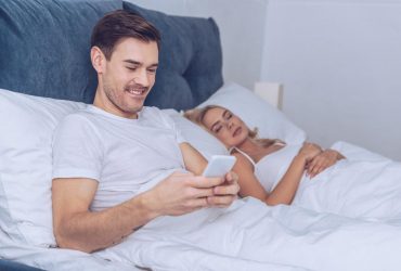 Главные признаки измены: бегите, если заметили это