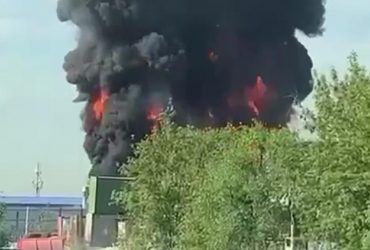 У Підмосков'ї спалахнула масштабна пожежа на території ТЕС (відео)