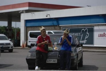 Українські кінохіти Клондайк і Люксембург, Люксембург вийдуть на Netflix