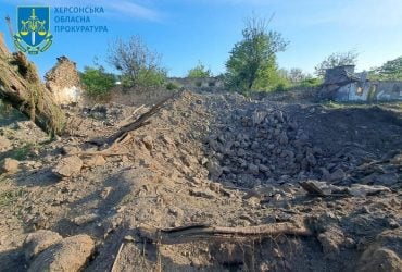 Росіяни вдарили по Херсонщині з авіації: є руйнування, під завалами загинули люди