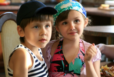 12 лет спустя: какими стали те самые двойняшки из Сватов