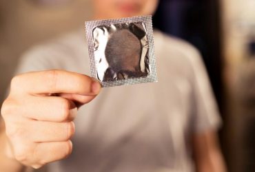 Невідомий відправив 65 жінкам використані презервативи: усі жертви пов'язані