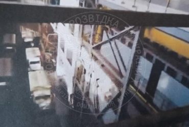 У ГУР показали припарковану техніку росіян біля енергоблоків ЗАЕС (фото)