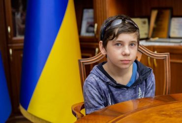 Ледь не потрапила за ґрати: українка повернула додому викраденого росіянами сина