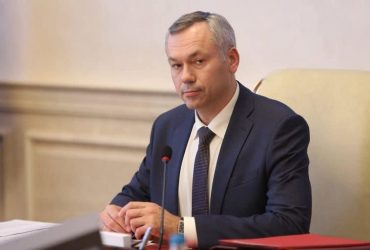 В России чиновникам предложили отдать свою месячную зарплату на поддержку военных