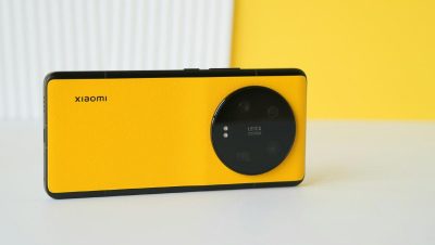 Для любителів квітчастих смартфонів: погляньте на нові версії
