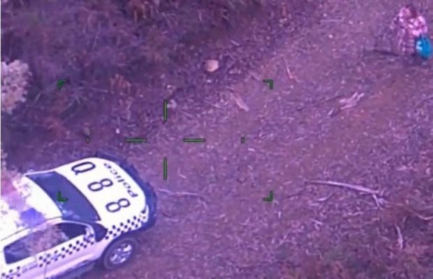 Туристка вижила в австралійській глушині завдяки пляшці вина