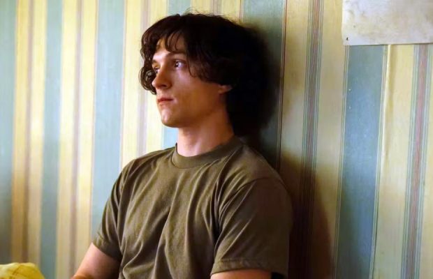 Вийшов перший трейлер серіалу "Переповнена кімната" з Томом Голландом в ролі психопата