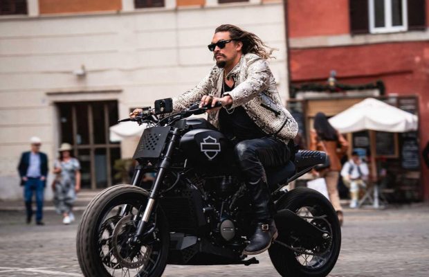 Джейсон Момоа затьмарює усіх: огляд фільму "Форсаж X"