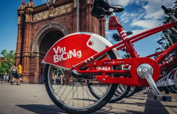 В Іспанії придумали новий штраф для туристів: під удар потрапили меломани