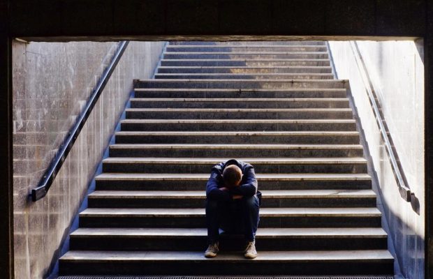 Як подолати самотність і повернути смак до життя: 10 перевірених способів