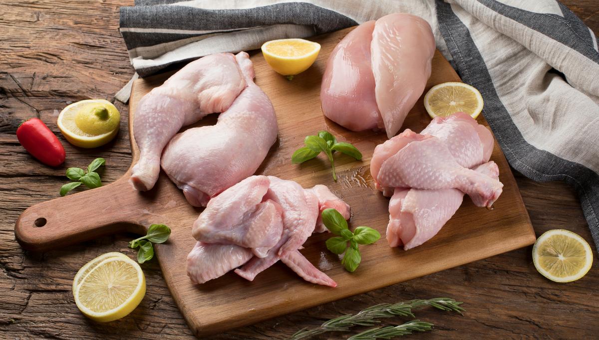 В структуре мяса украинцы едят 55% курятины / фото ua.depositphotos.com В структуре мяса украинцы едят 55% курятины / фото ua.depositphotos.com