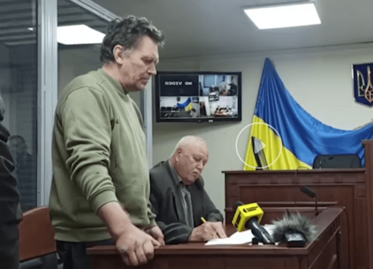 Охранника поликлиники в Киеве подозревают в распространении коммунистической пропаганды / скриншот Охранника поликлиники в Киеве подозревают в распространении коммунистической пропаганды / скриншот