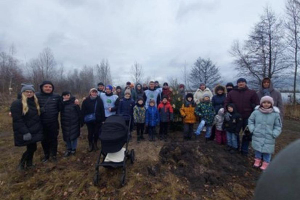 Громада Дарницького району Києва закликала владу доєднатися до створення парку на честь Героя України Громада Дарницького району Києва закликала владу доєднатися до створення парку на честь Героя України