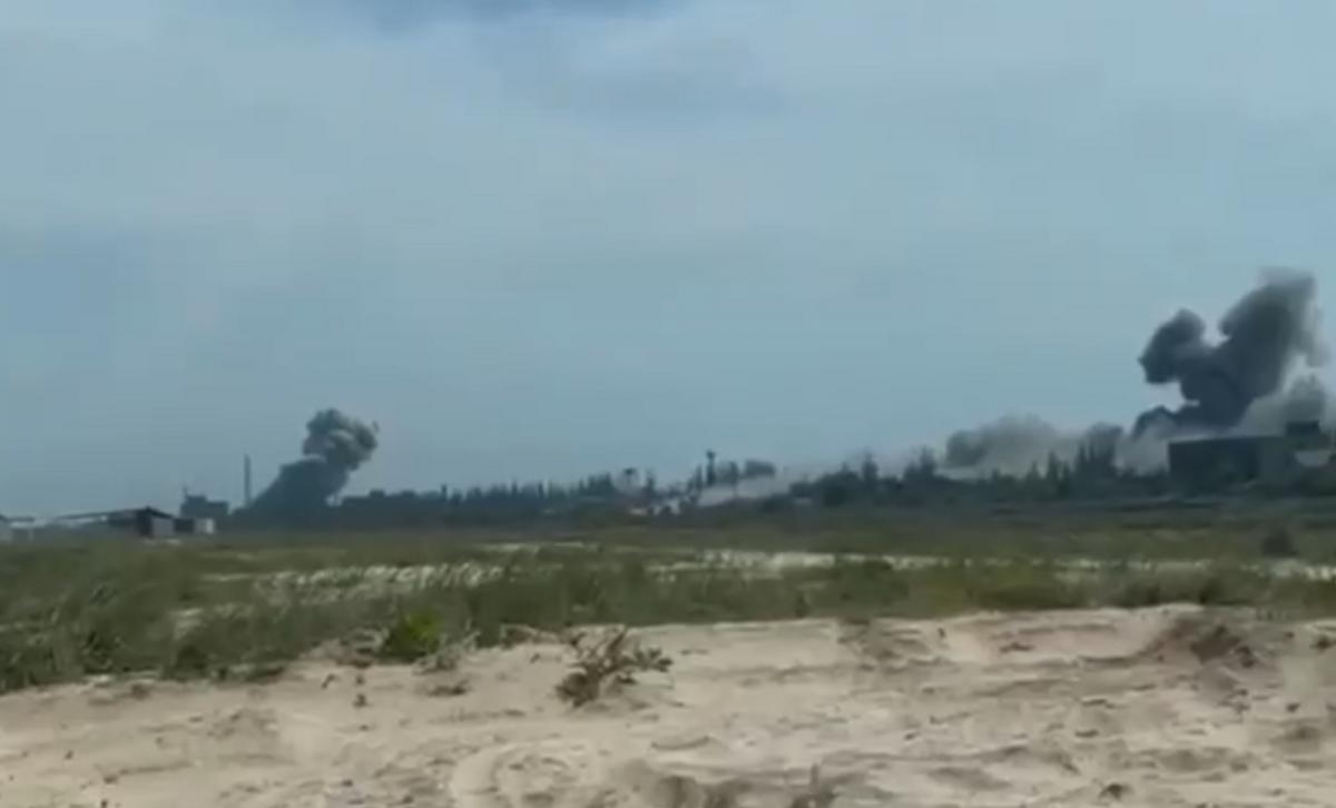 ЗСУ вдарили по позиціях росіян у Генічеську / скріншот ЗСУ вдарили по позиціях росіян у Генічеську / скріншот