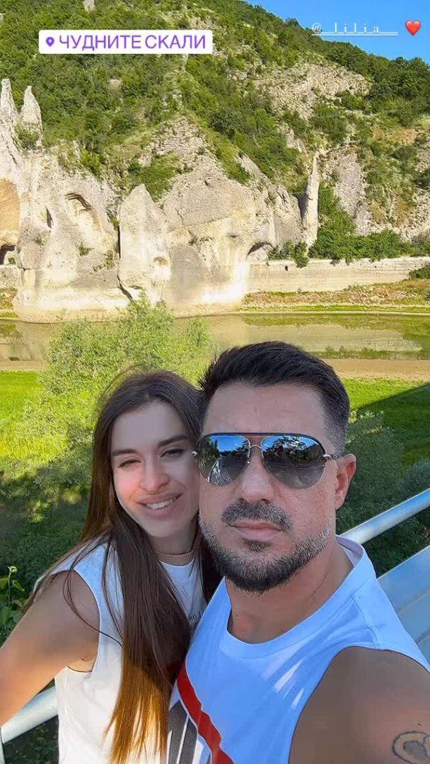 Мурат з дружиною зупинилися в Болгарії, щоб зробити фото / instagram.com/muratnalca Мурат з дружиною зупинилися в Болгарії, щоб зробити фото / instagram.com/muratnalca