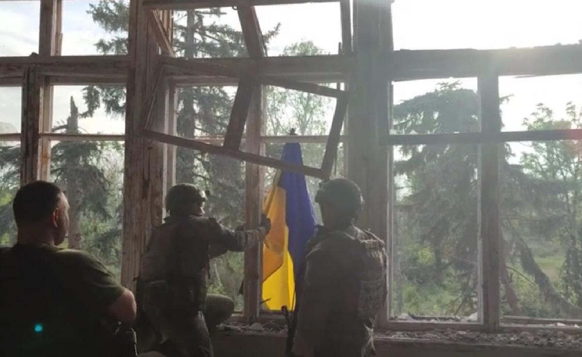 У Силах оборони розповів подробиці звільнення села Благодатного / скріншот