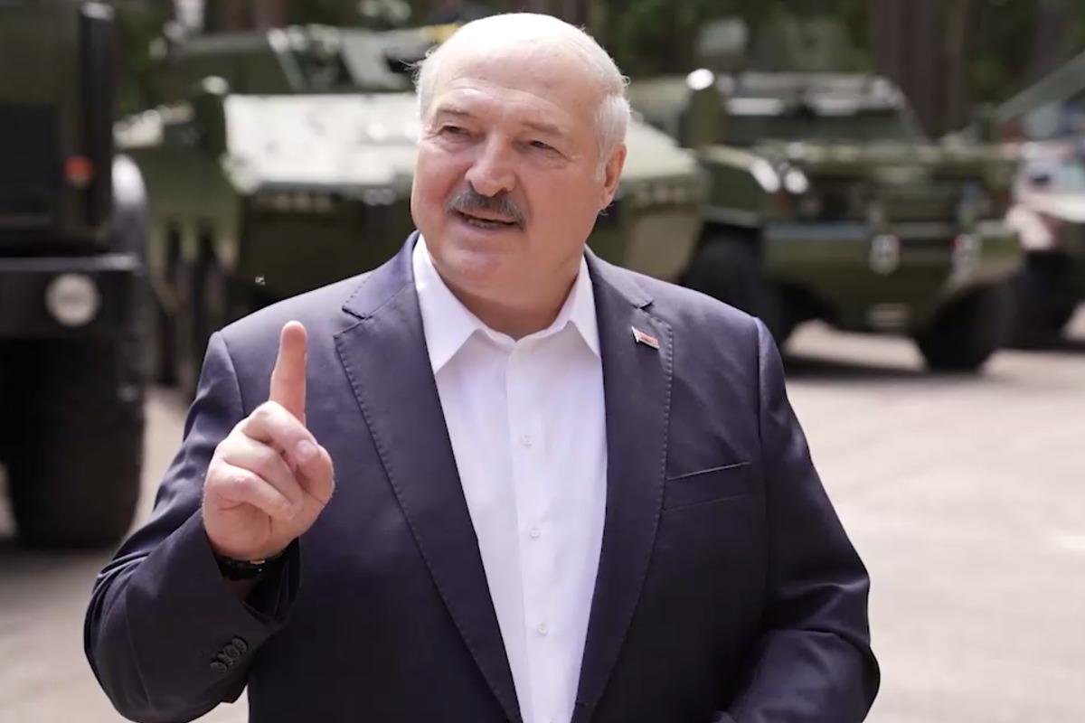 Lukashenko allowed the military to shoot at civilians / screenshot