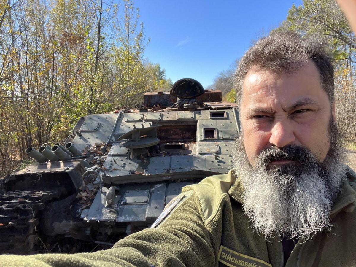 Отець Іван Ісайович називає себе капеланом-волонтером - цю роль він виконує з початку повномасштабної війни / фото надані капеланом Іваном Ісайовичем Отець Іван Ісайович називає себе капеланом-волонтером - цю роль він виконує з початку повномасштабної війни / фото надані капеланом Іваном Ісайовичем