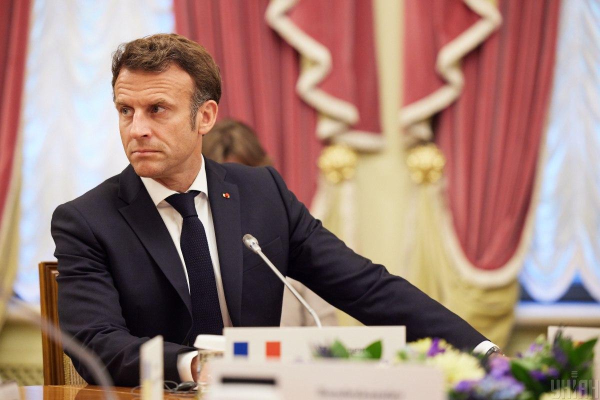 Макрон заявив, що Франція посилюватиме допомогу Україні / фото УНІАН Макрон заявив, що Франція посилюватиме допомогу Україні / фото УНІАН