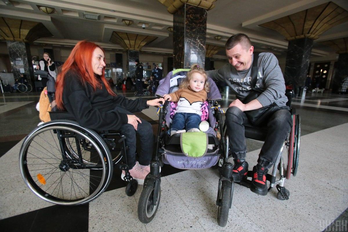 Сильні духом: як рятуються від війни люди з інвалідністю Сильні духом: як рятуються від війни люди з інвалідністю