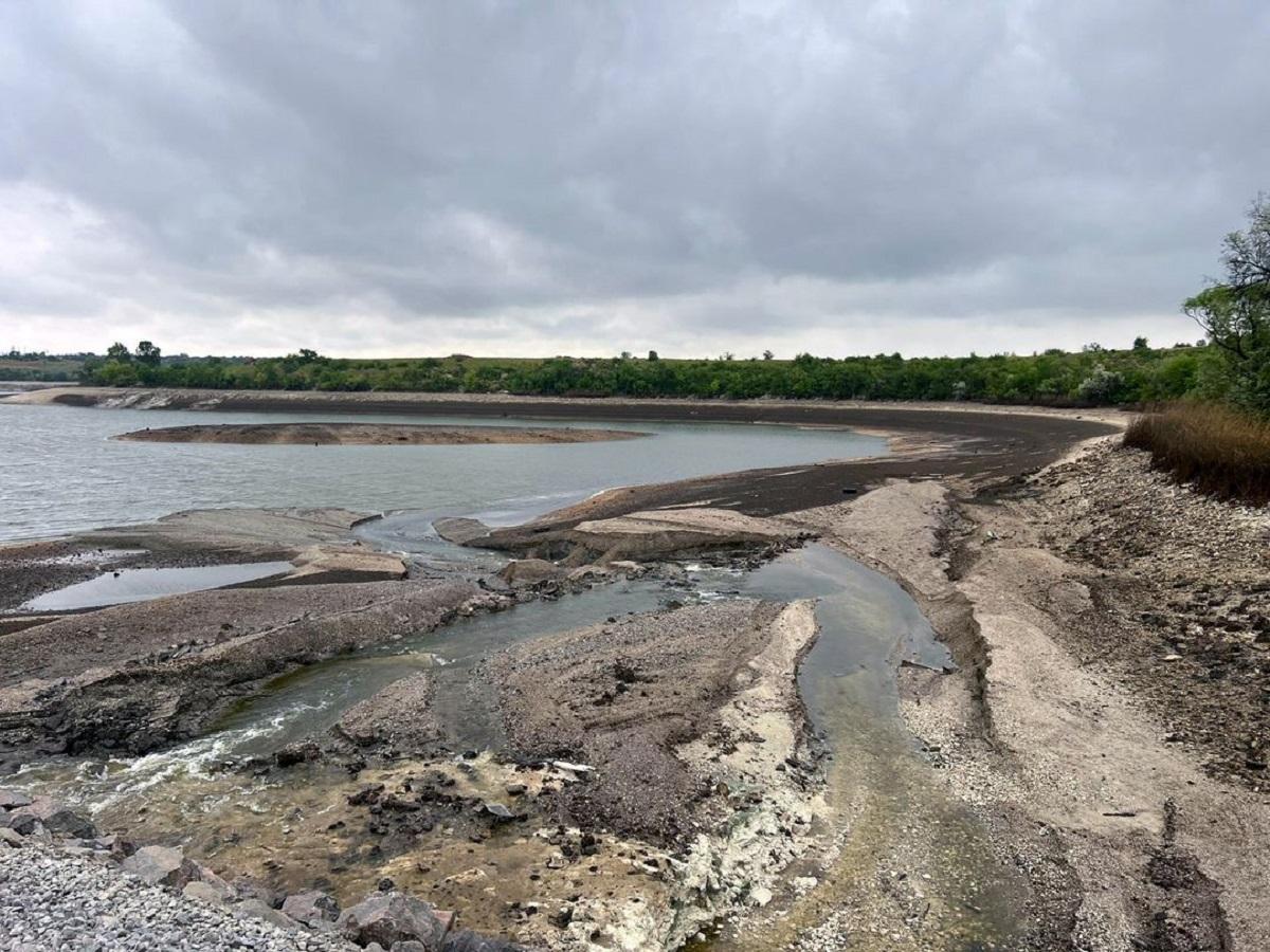 В районе парка "Нижнеднепровский" средний уровень воды около 0,3 м / фото facebook.com/nppNDpark В районе парка "Нижнеднепровский" средний уровень воды около 0,3 м / фото facebook.com/nppNDpark
