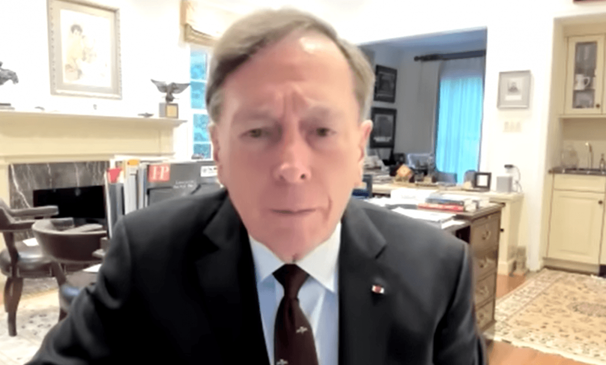 Петреус прокоментував заколот у РФ / Скриншот Петреус прокоментував заколот у РФ / Скриншот