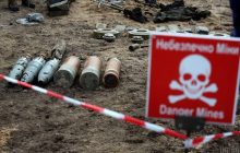 На Харківщині авто з жінкою та трьома дітьми підірвалось на вибухівці