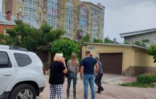 У Воронежі безпілотник врізався в багатоповерхівку: росіяни його заглушили (відео)