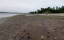 "Неможливо без сліз дивитись на це горе": який має вигляд Дніпро у Запоріжжі після знищення Каховської дамби (фото)