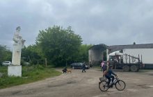 Колгоспниця "Юля": на Львівщині розгорівся скандал через монумент, схожий на Тимошенко