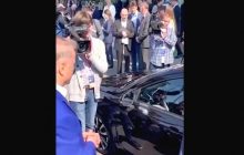 "Диво автопрому": нова Lada Aura не завелась на презентації під час форуму в РФ (відео)