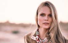 "Фурор": Оля Фреймут "выгуляла" в Лондоне блейзер от украинского бренда (фото)