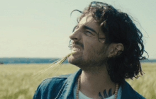 "Ти як миша": Дантес відповів на закиди, що образив Дорофєєву в пісні "Чуєш"