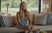 "Без образ" з Дженніфер Лоуренс: чому зухвала й відверта комедія змушує не тільки сміятися (рецензія)