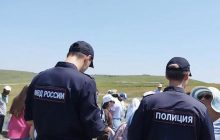 В Крыму оккупанты задержали и оштрафовали крымских татар за национальные флаги