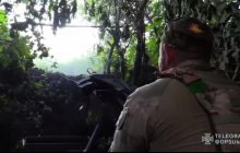 Прикордонники показали, як "косять" російську піхоту під Бахмутом (відео)